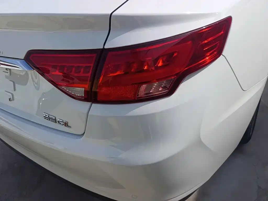 Geely Emgrand GL — миниатюра 8