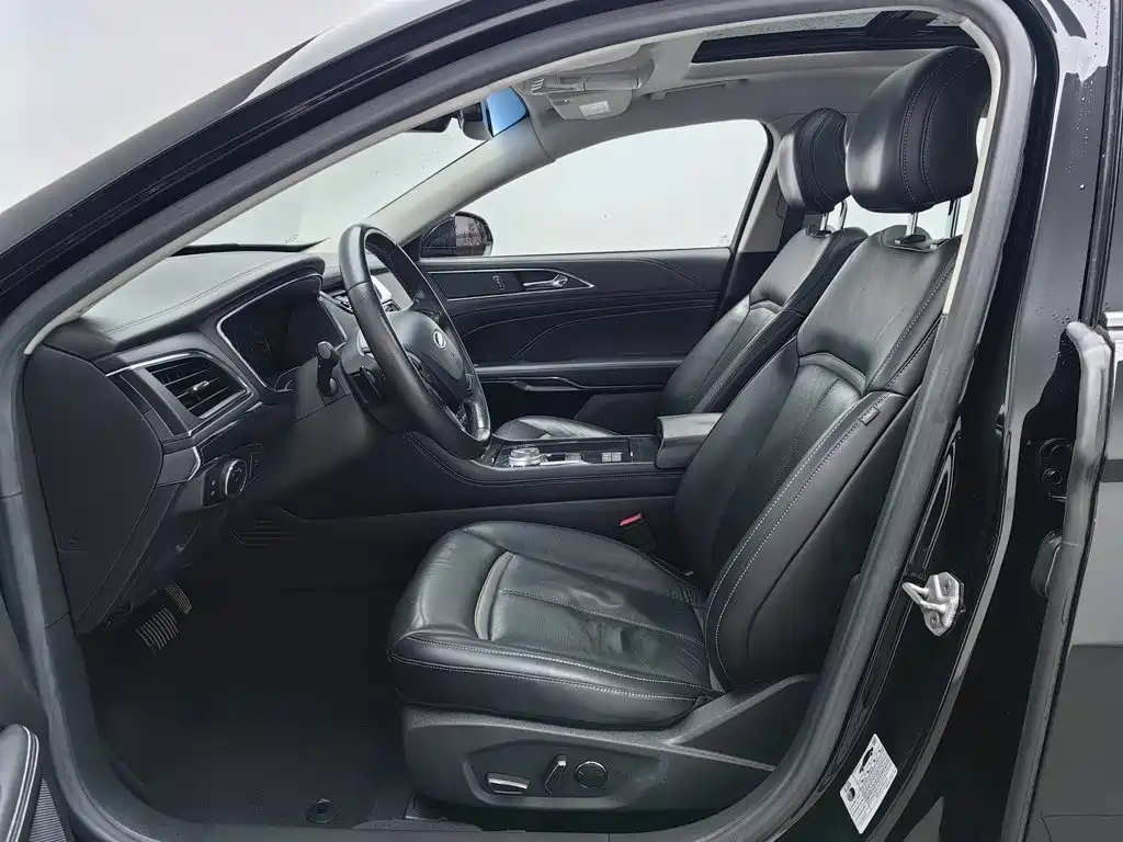 Ford Taurus — миниатюра 10