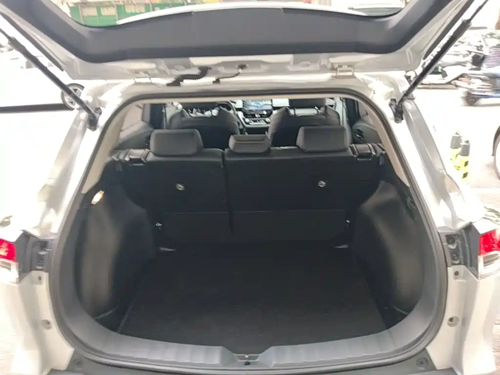Toyota Frontlander — миниатюра 19