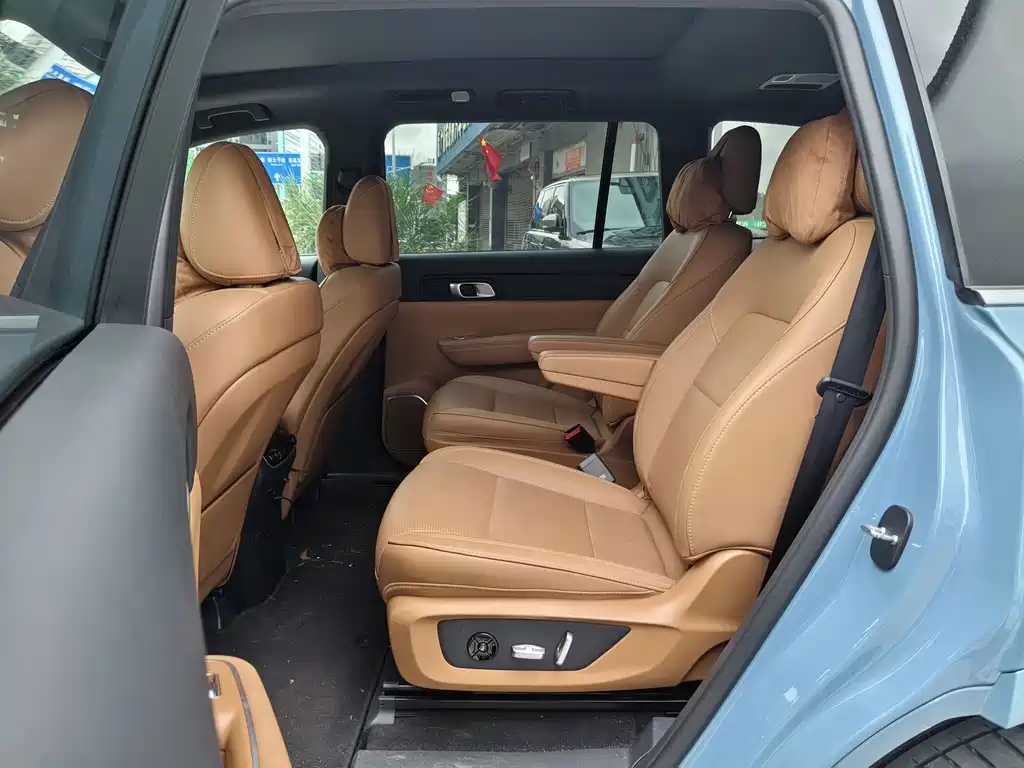 Li Auto Li ONE — миниатюра 8