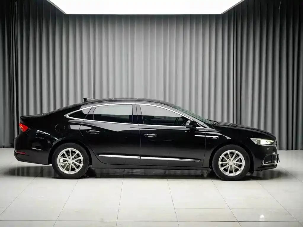 Buick LaCrosse — миниатюра 8