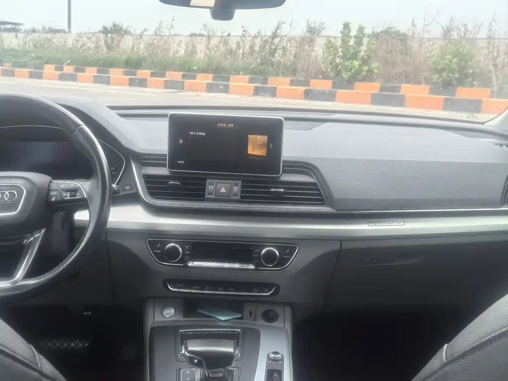 Audi Q5L — миниатюра 8