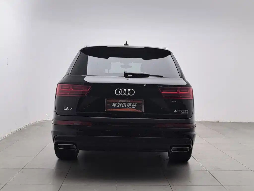 Audi Q7 — миниатюра 4