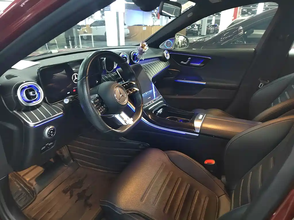Mercedes-Benz C-Class — миниатюра 5