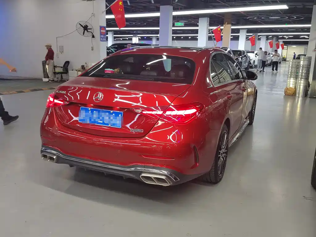 Mercedes-Benz C-Class — миниатюра 17