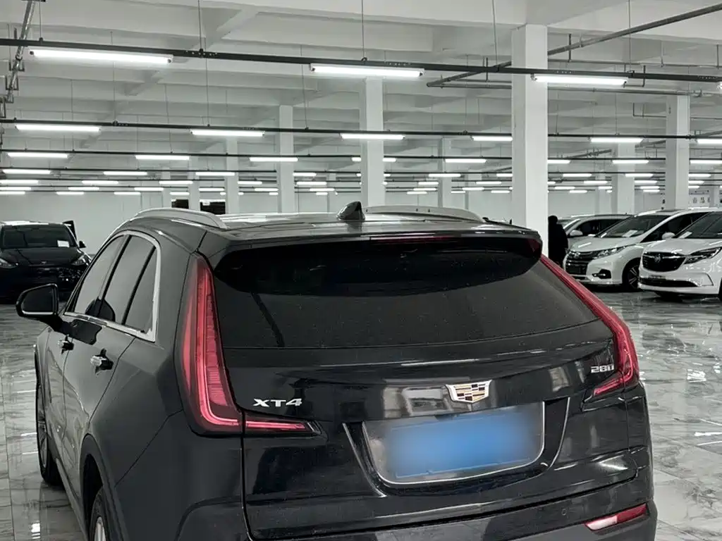 Cadillac XT4 — миниатюра 3