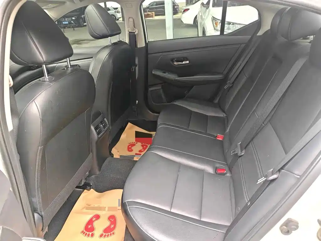 Nissan Sylphy — миниатюра 5