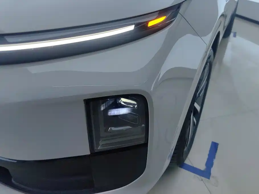 Li Auto Li L6 — миниатюра 5