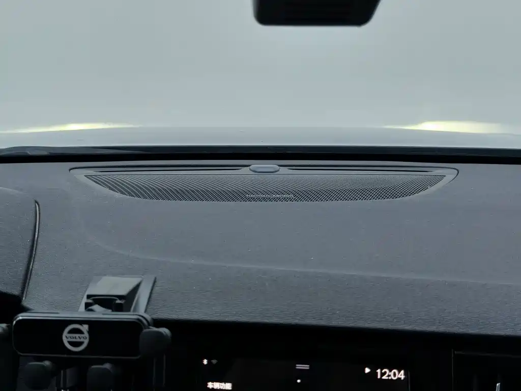 Volvo S90 — миниатюра 30