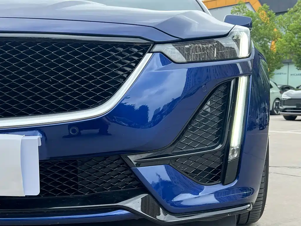 Cadillac CT5 — миниатюра 4