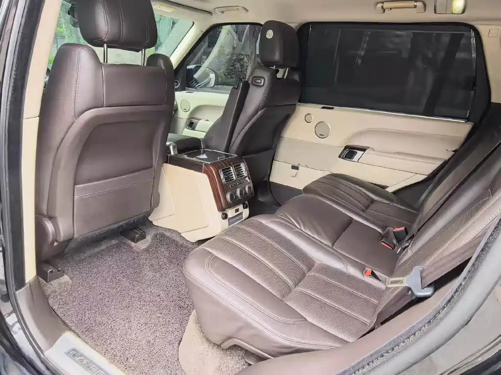 Land Rover Range Rover — миниатюра 4