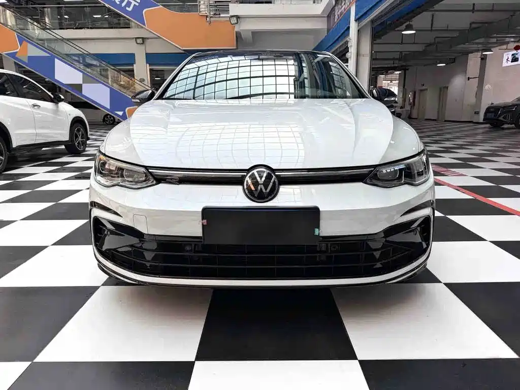 Volkswagen Golf — миниатюра 2