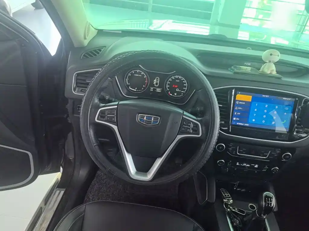 Geely Vision X6 — миниатюра 11