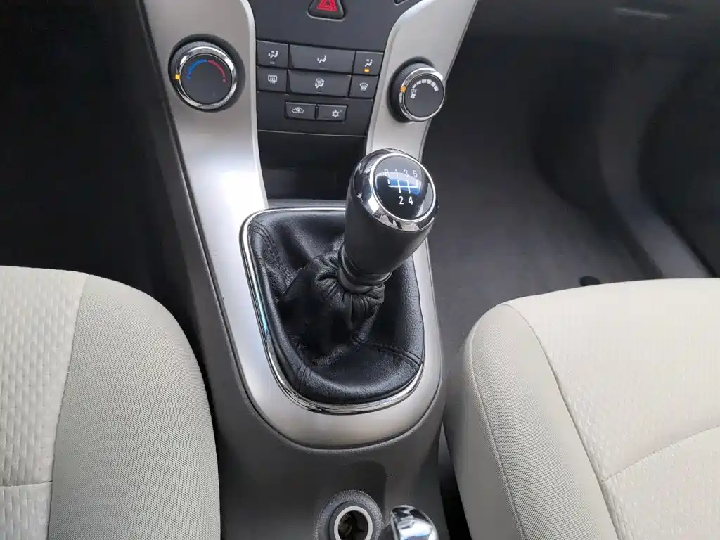 Chevrolet Cruze — миниатюра 13