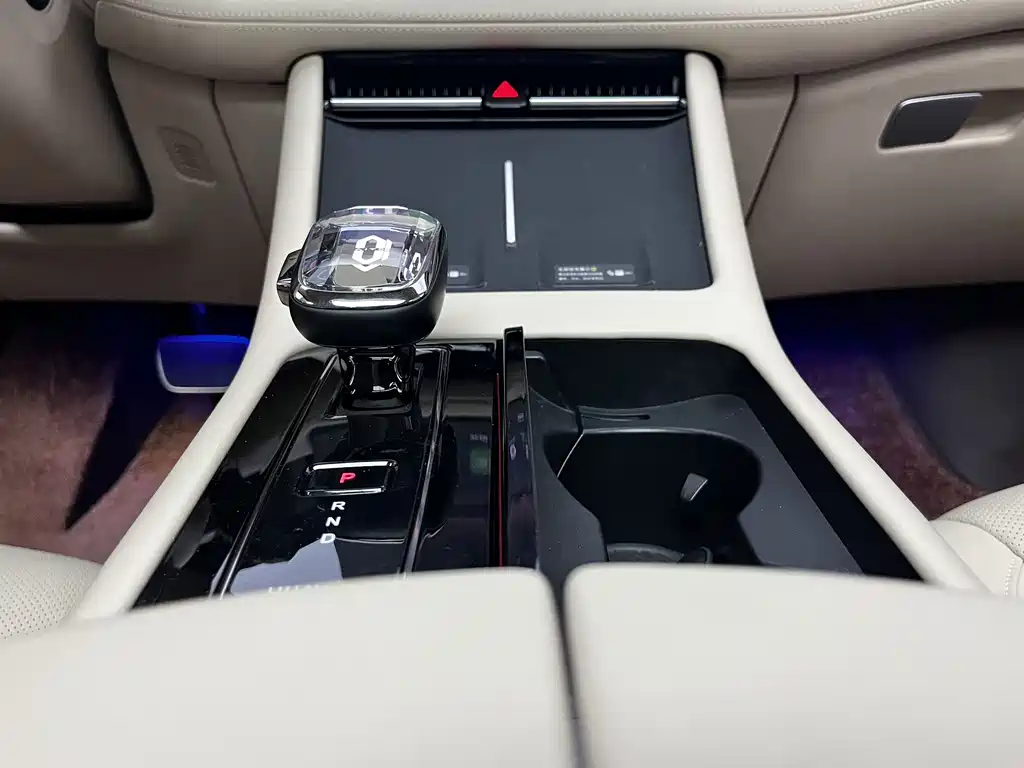 AITO AITO M7 — миниатюра 5