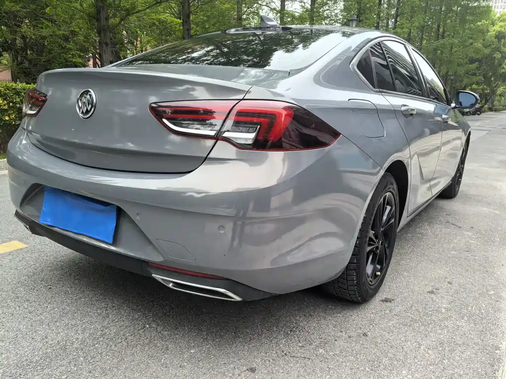 Buick Regal — миниатюра 10