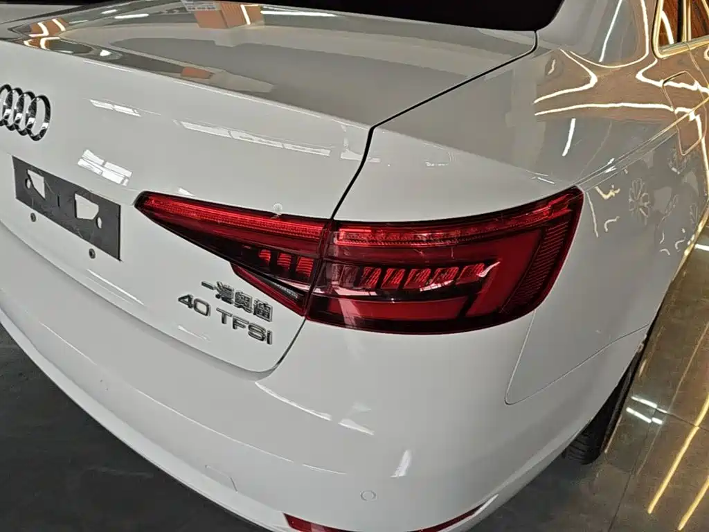 Audi A4L — миниатюра 8