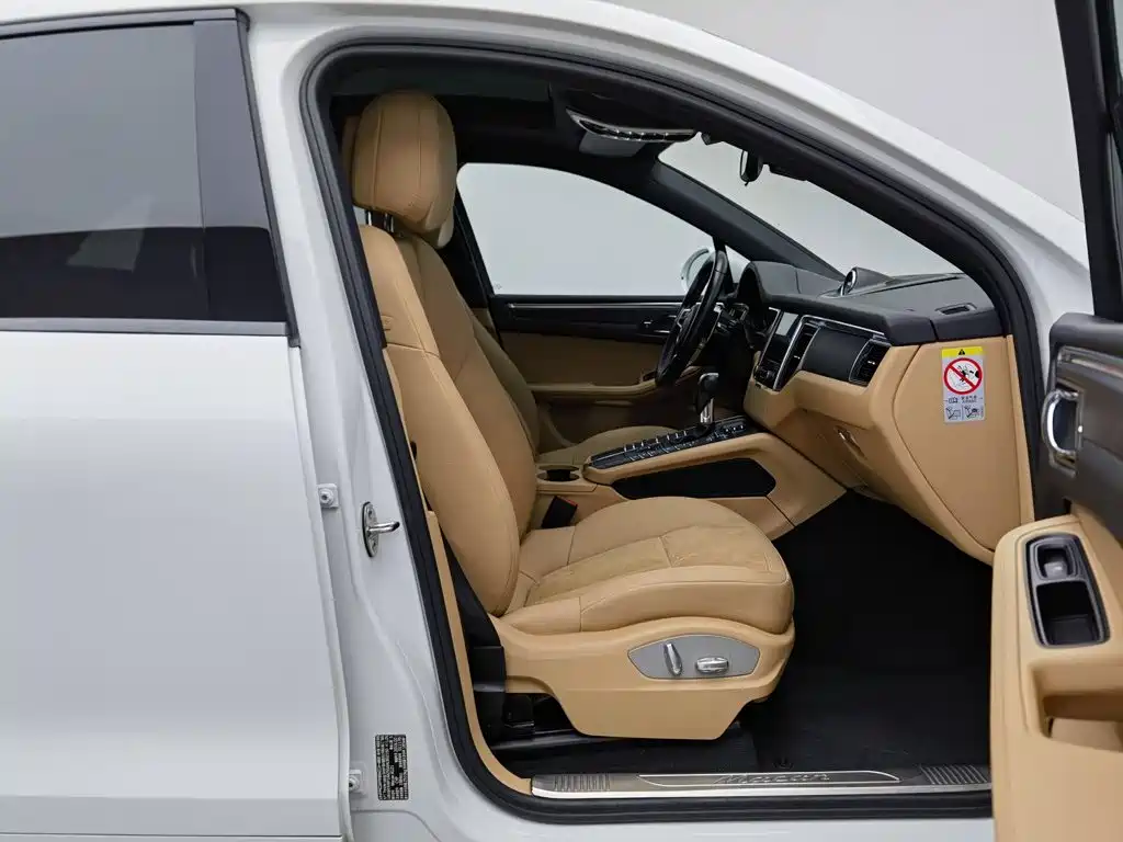 Porsche Macan — миниатюра 23