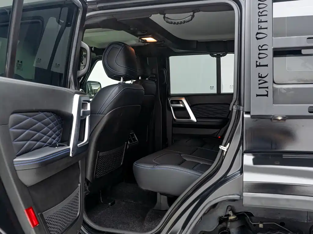 BAIC BJ40 2021 2.0D AT