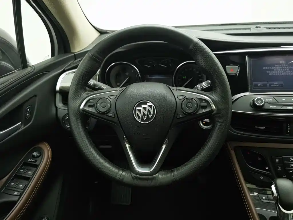 Buick Envision Plus — миниатюра 11