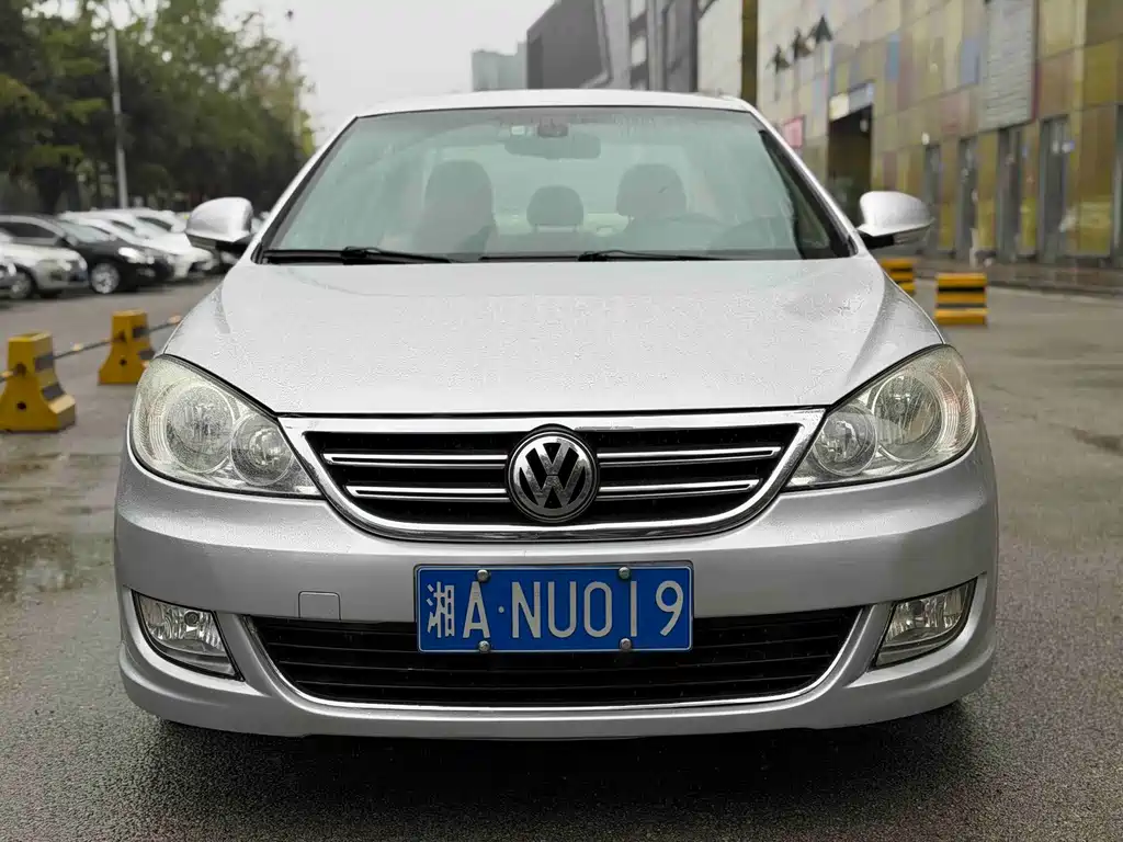 Volkswagen Lavida — миниатюра 2