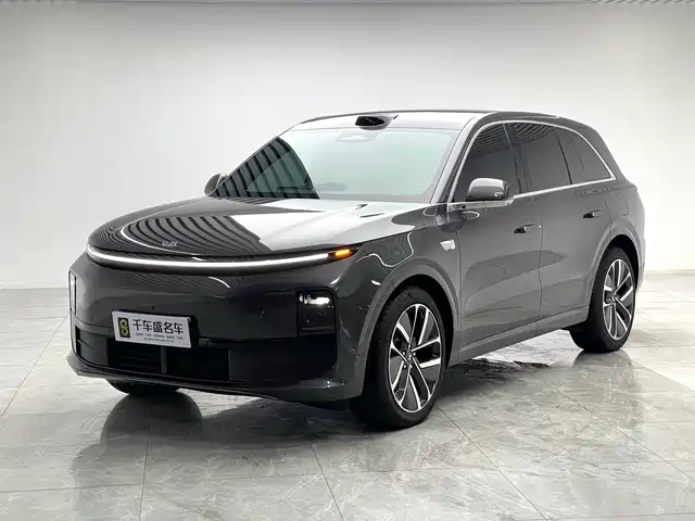 Li Auto L6