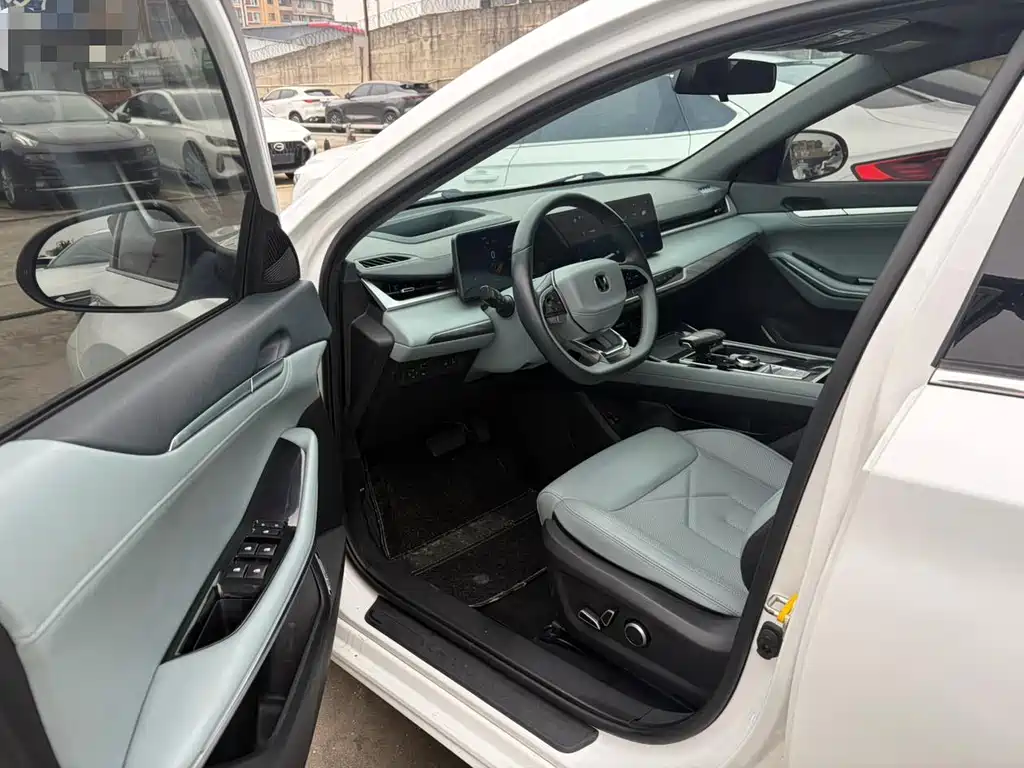 Changan Ruicheng PLUS — миниатюра 4