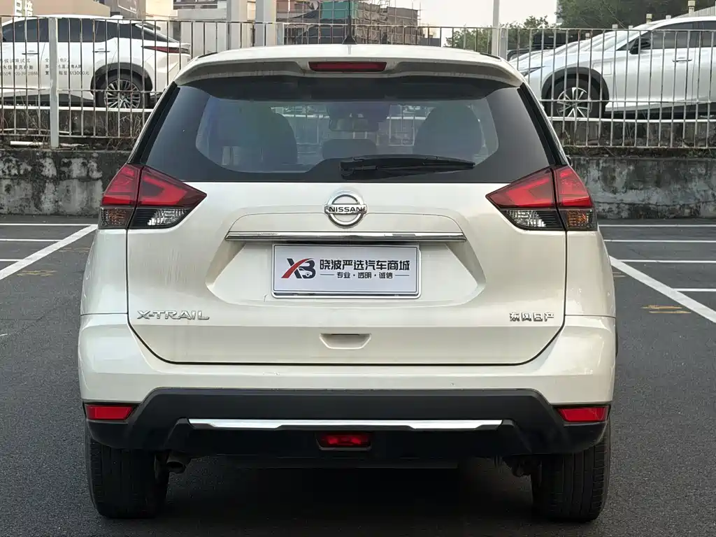 Nissan X-Trail — миниатюра 15