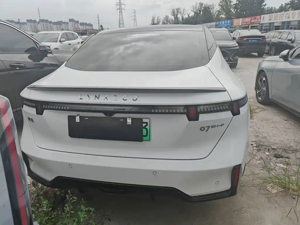 Lynk & Co 07 EM-P — миниатюра 9