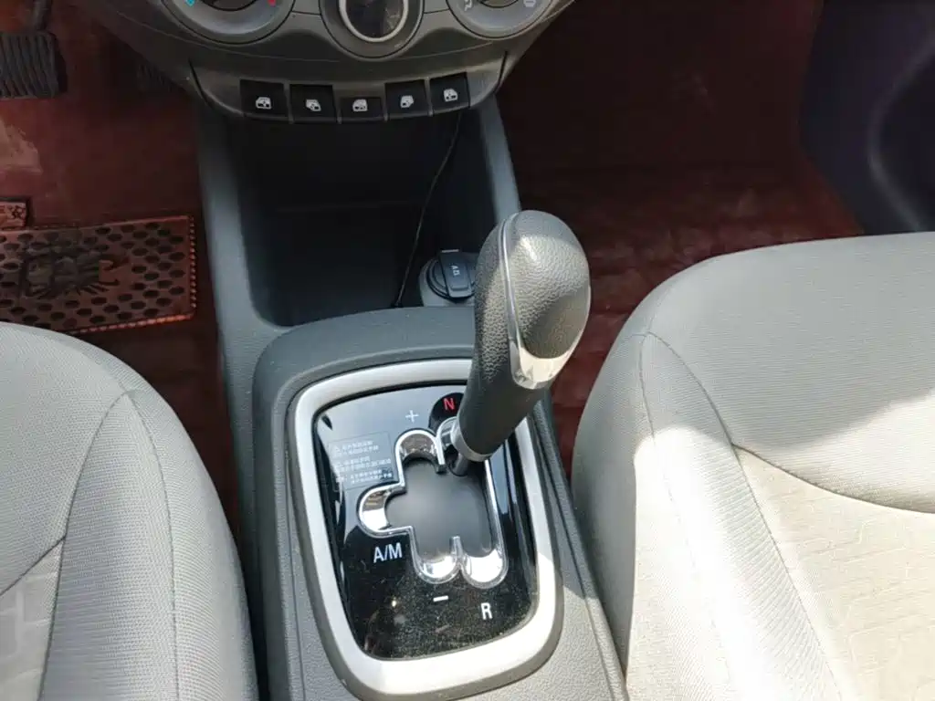 Chevrolet Sail — миниатюра 14