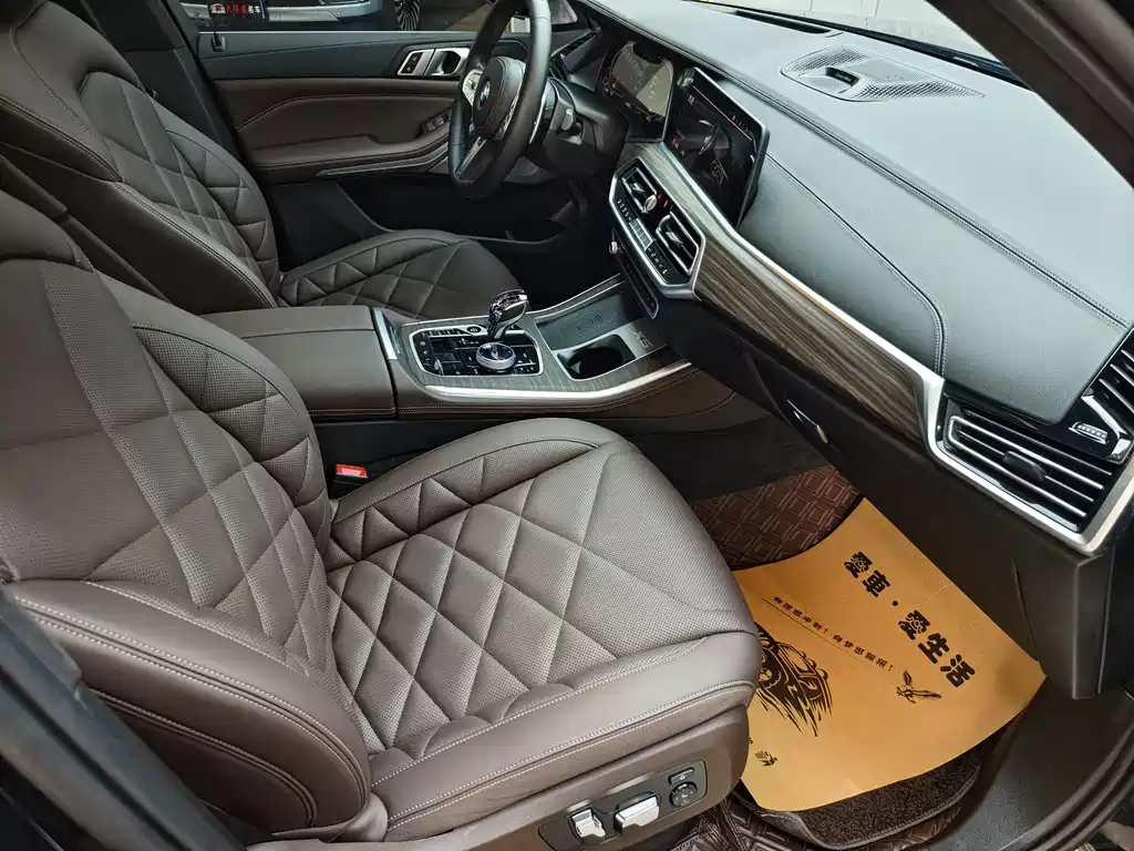 BMW X5 — миниатюра 7