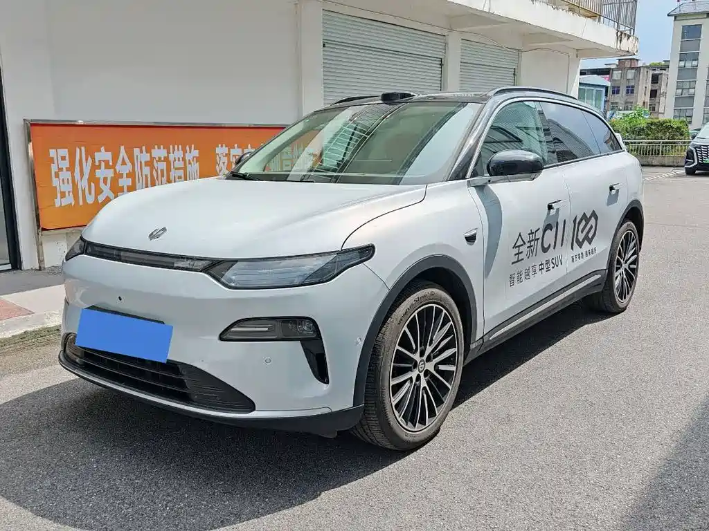 2025 Leapmotor C11 - zdjęcie 1 z 15