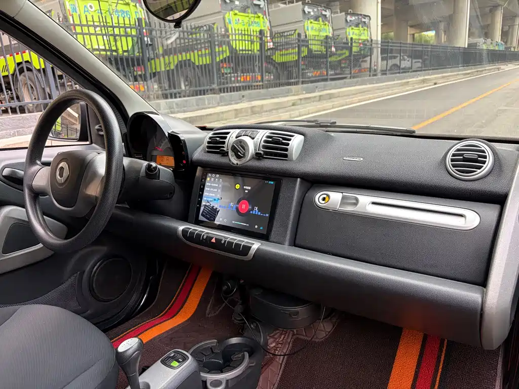 smart Smart Fortwo — миниатюра 10