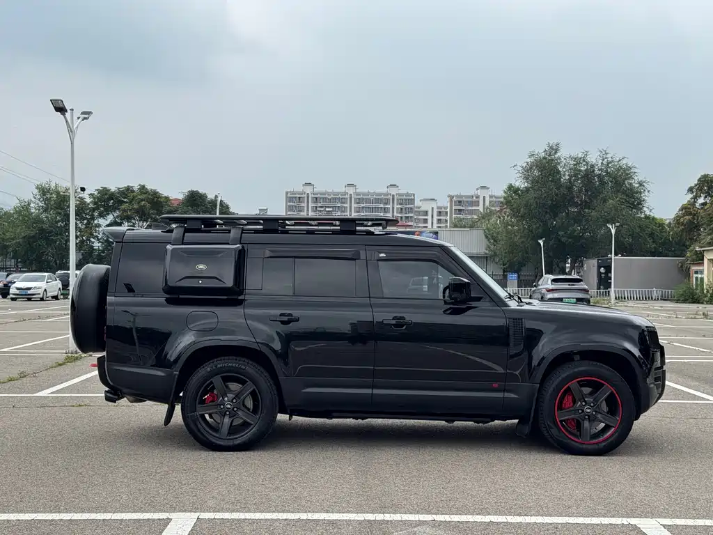 Land Rover Defender — миниатюра 12