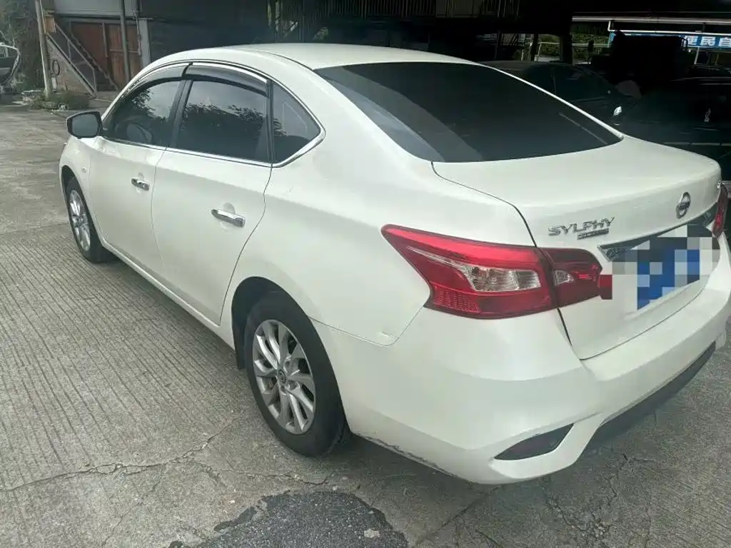 Nissan Sylphy — миниатюра 8