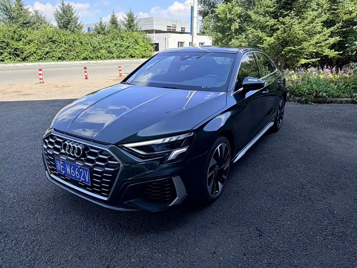 奥迪A3 2022款 A3L Limousine 35 TFSI 时尚运动型 2022