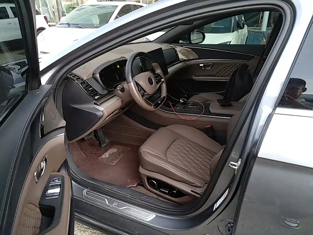 BYD Han — миниатюра 16