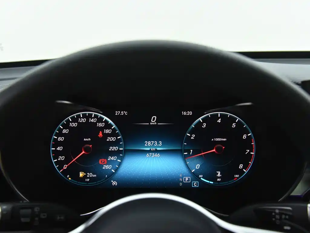 Mercedes-Benz GLC — миниатюра 11