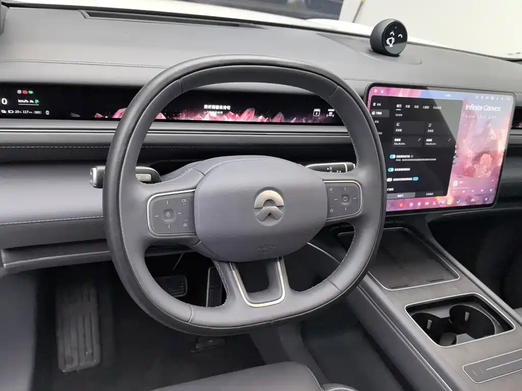 NIO ES8 — миниатюра 11