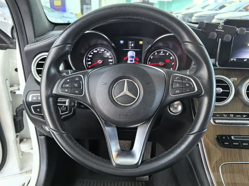 Mercedes-Benz GLC Coupe — миниатюра 8