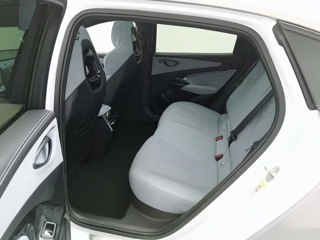 BYD Seal — миниатюра 15