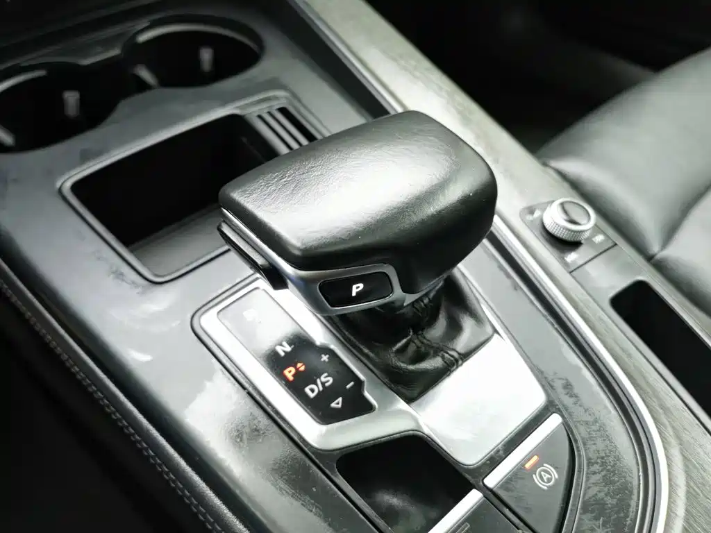 Audi A4L — миниатюра 13