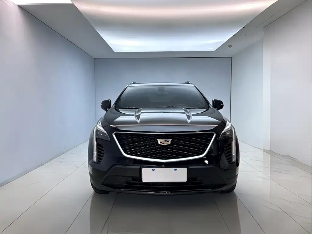 Cadillac XT4 2018 28T Luxury Sport