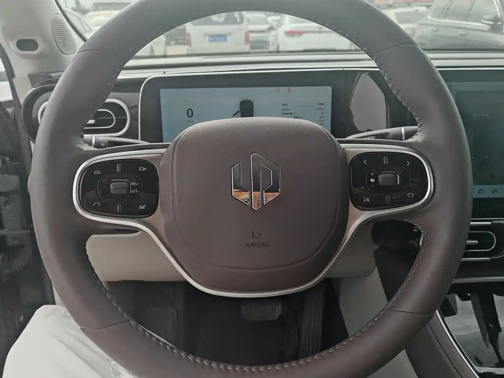 Leapmotor Leapmotor C11 — миниатюра 7