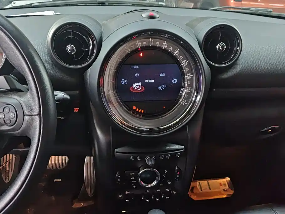 MINI Mini Countryman — миниатюра 13