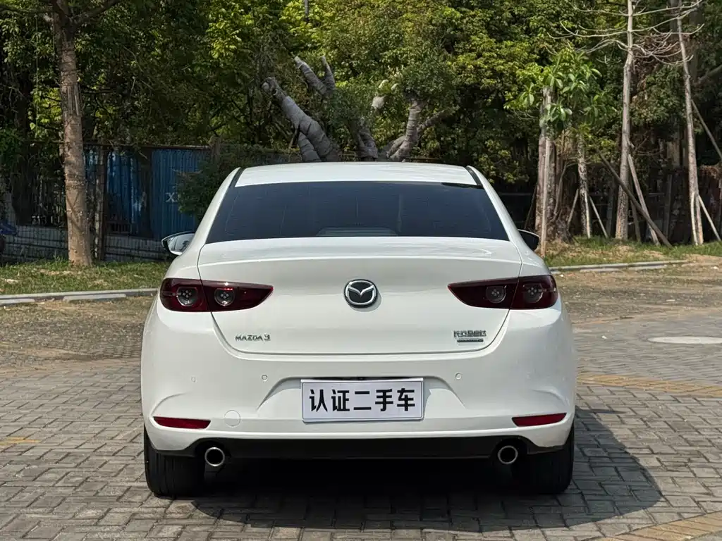 MAZDA 3 ANGKESAILA