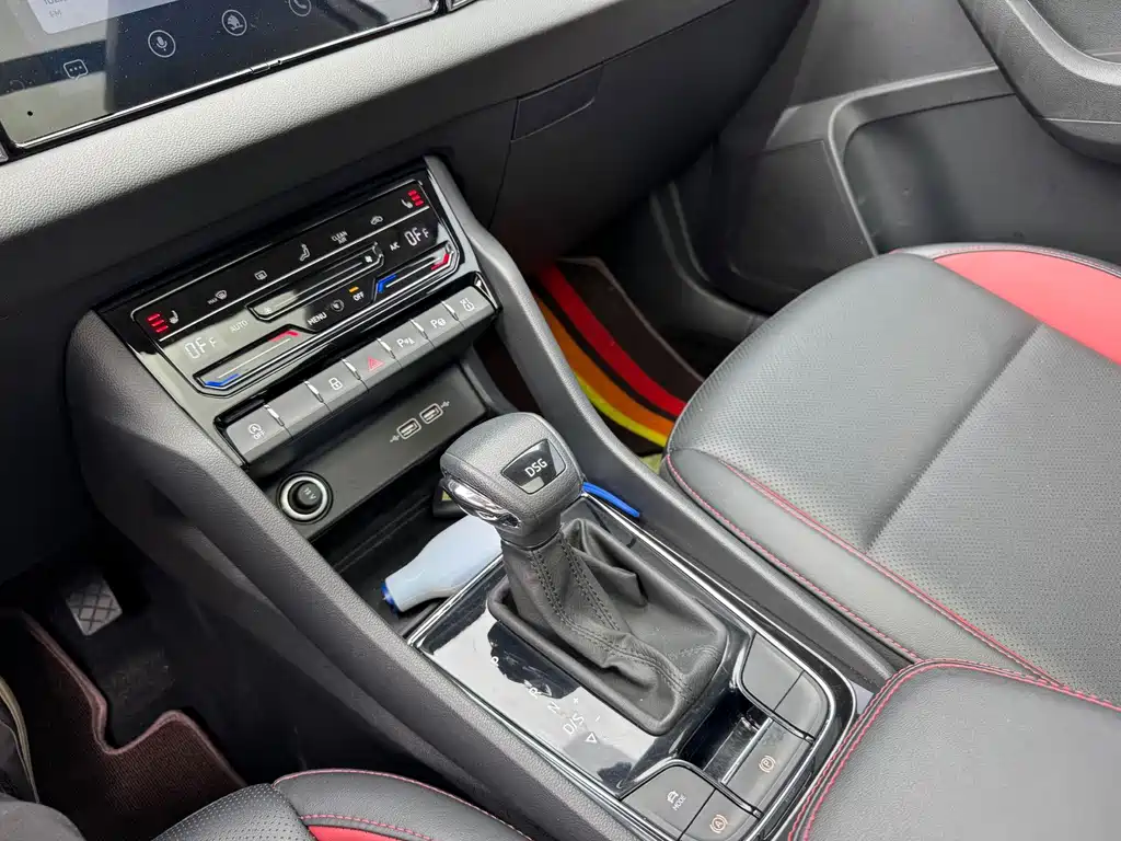 Skoda Karoq — миниатюра 14