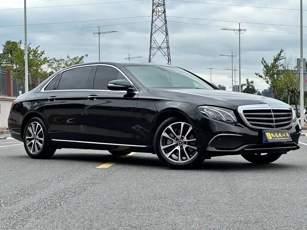 Mercedes-Benz E-Class — миниатюра 3