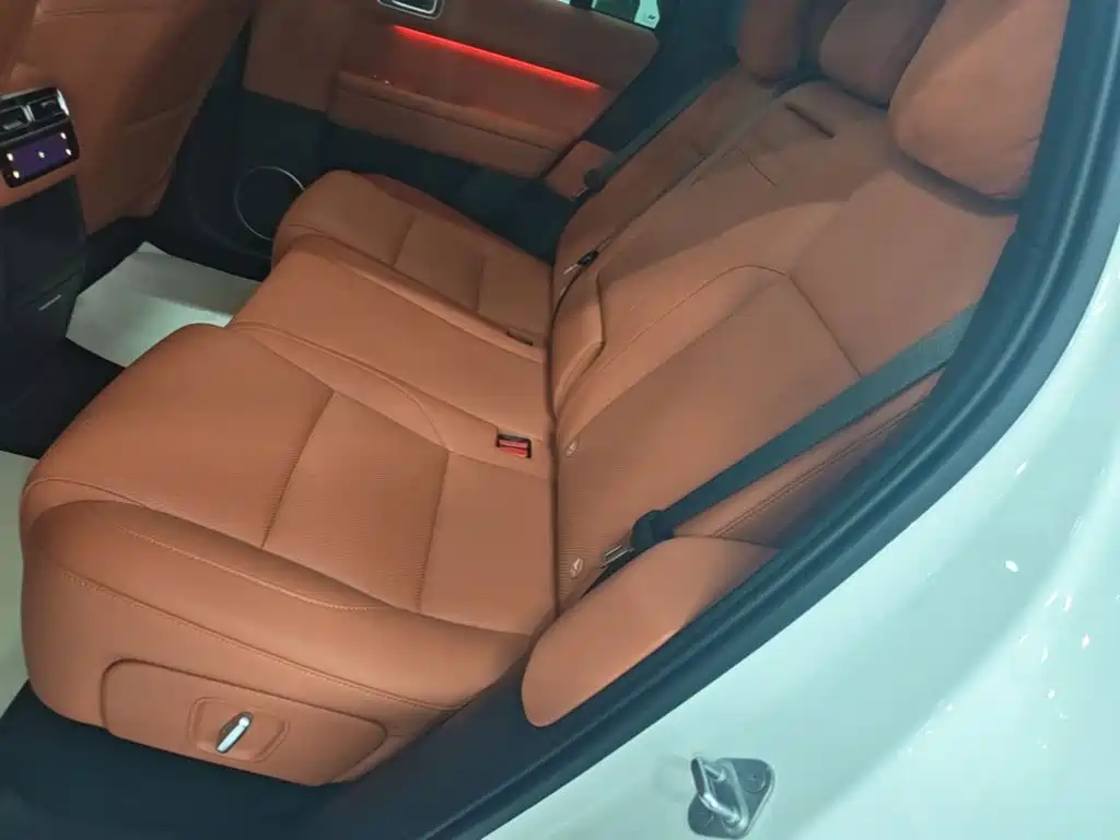 Li Auto Li L6 — миниатюра 17