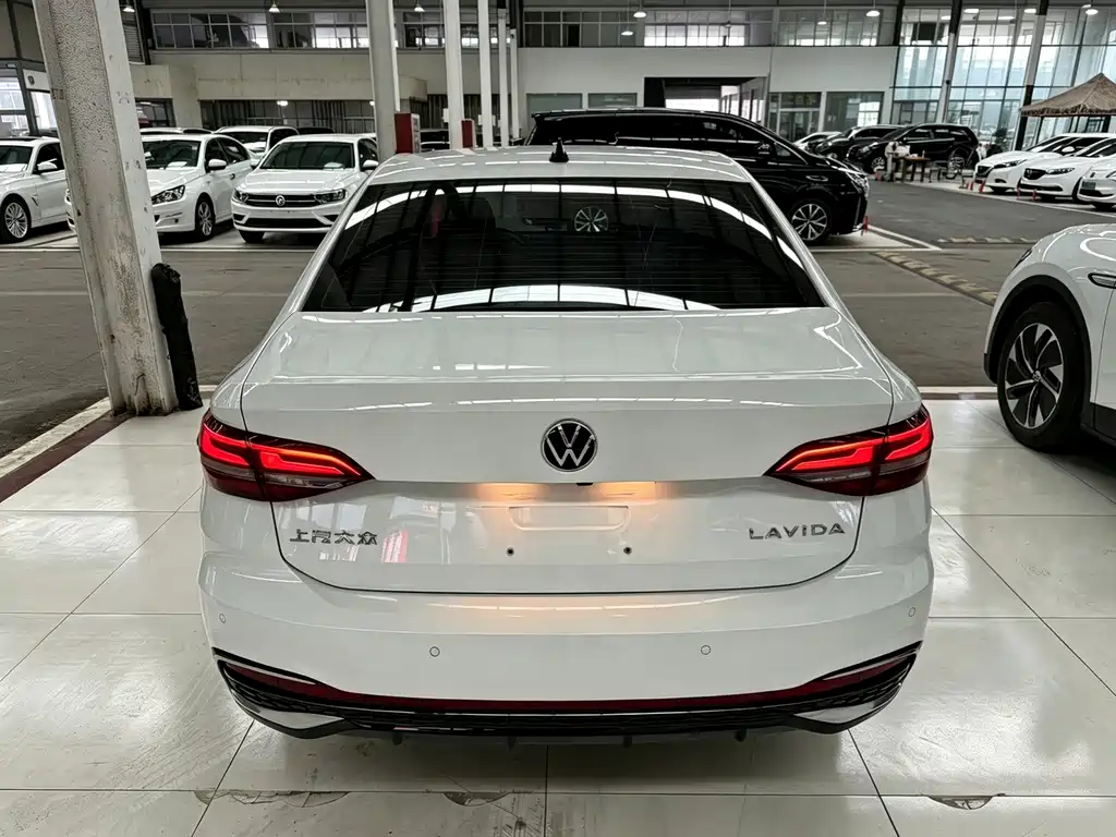 Volkswagen Lavida — миниатюра 15